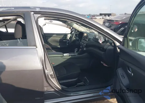 2025 Nissan Sentra Sv z USA, uszkodzony, nr VIN 3N1AB8CV5SY372546